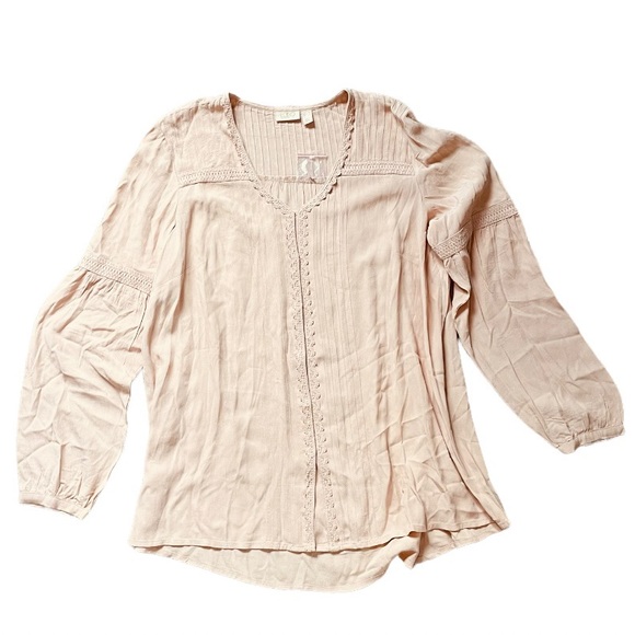 NWOT Women’s LOGO Lavish Blush Blouse Size Medium - Picture 1 of 5